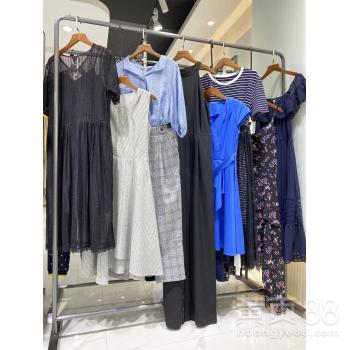 伊布都女裝折扣批發 解鎖專柜品質與實體店共贏的庫存密碼